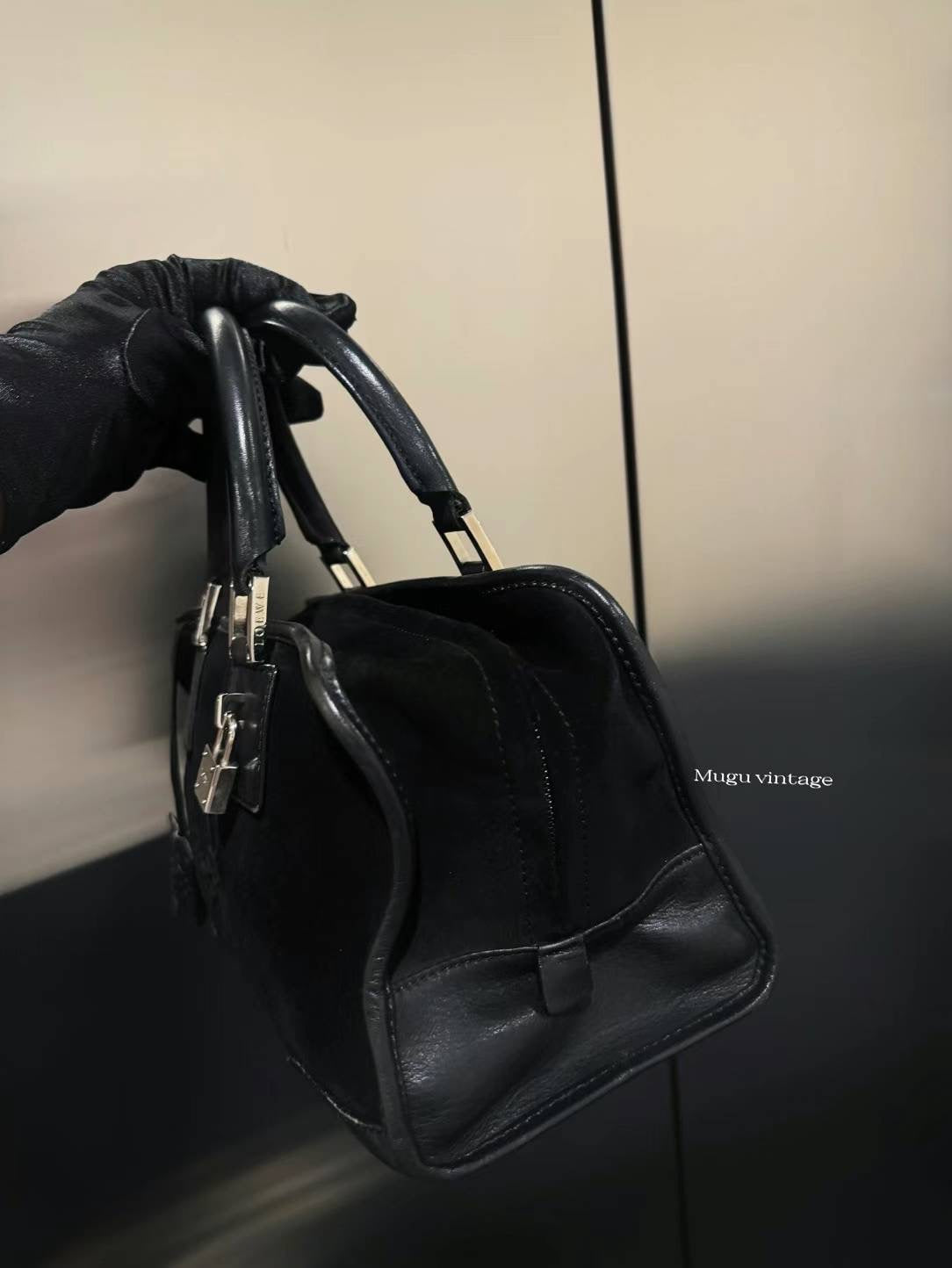 loewe amazona 28 black suede