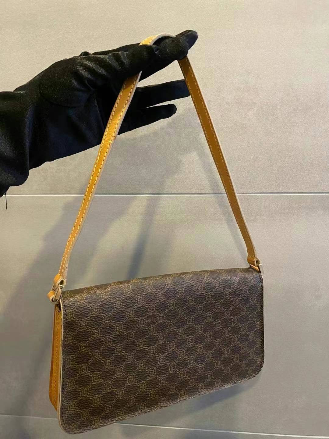 Celine macadam pochette