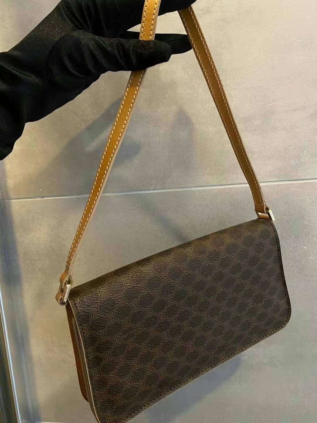 Celine macadam pochette