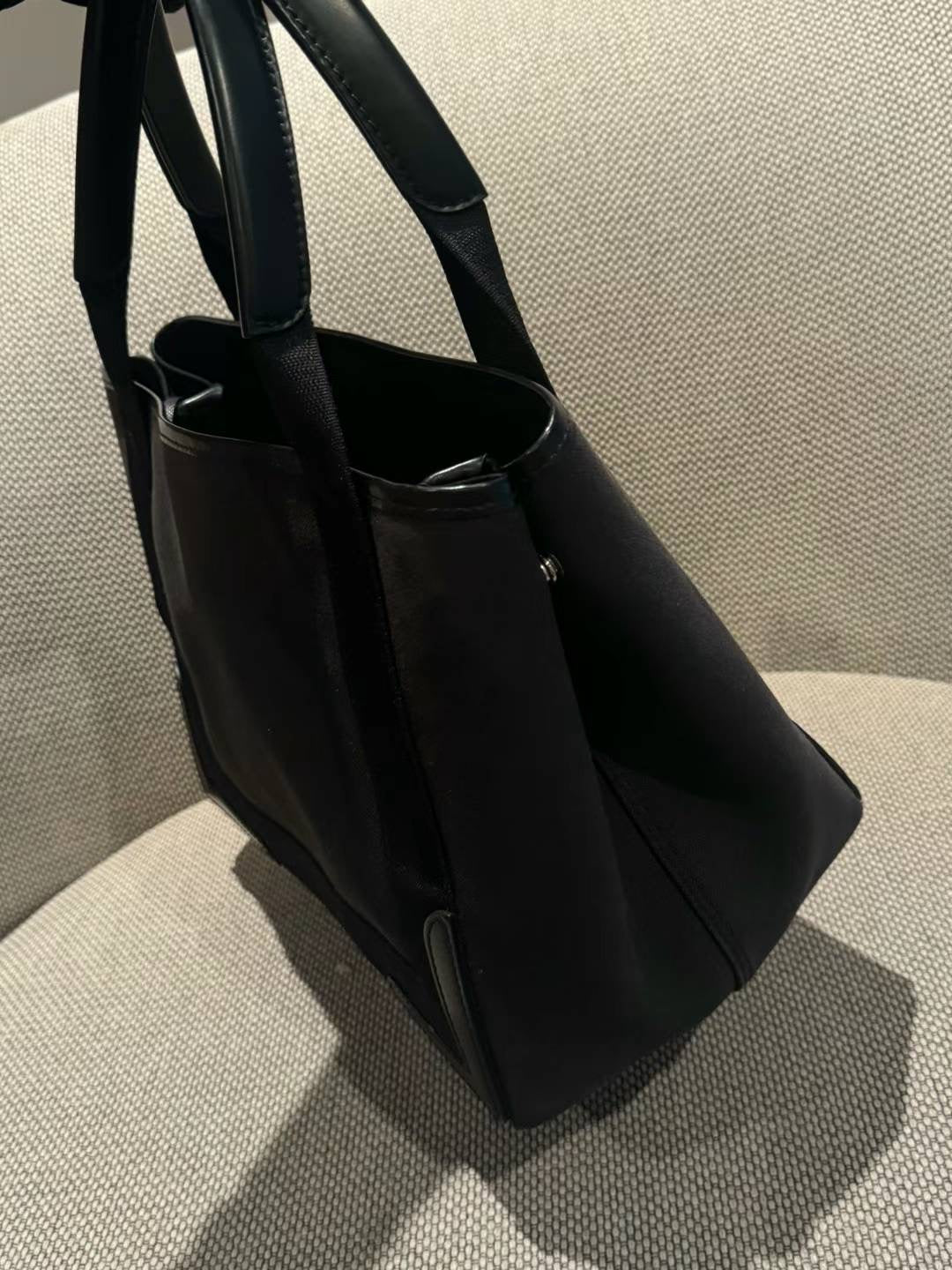 Balenciaga cabas tote bag