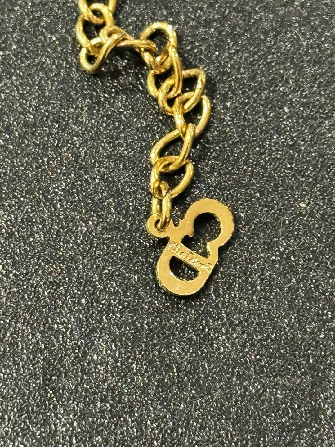Dior golden heart with rhinestone necklace