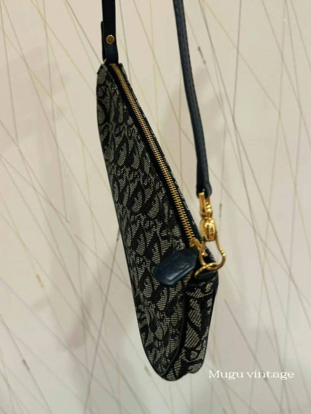 Dior saddle bag 10/10 condition