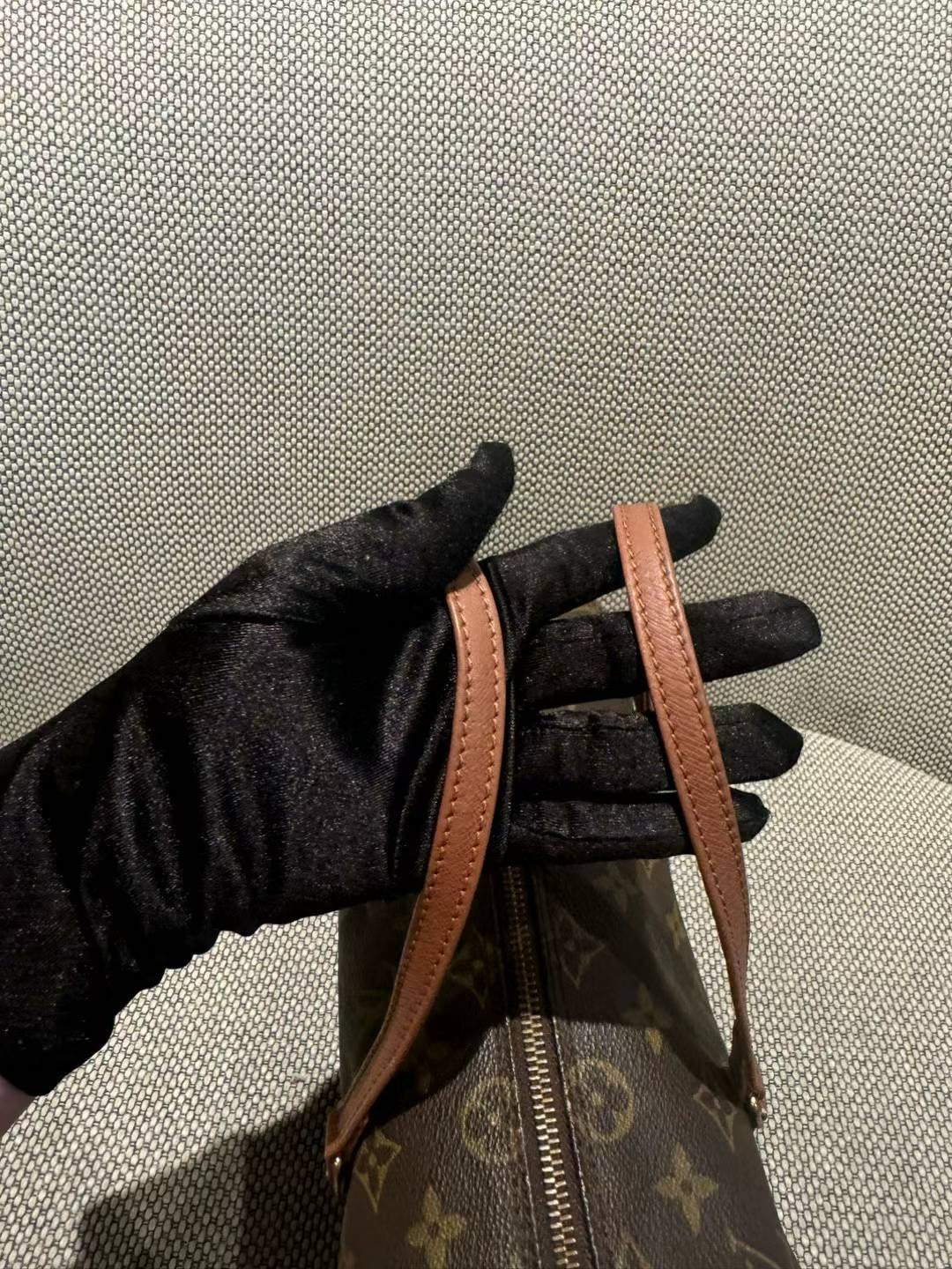 Louis Vuitton papillon 26