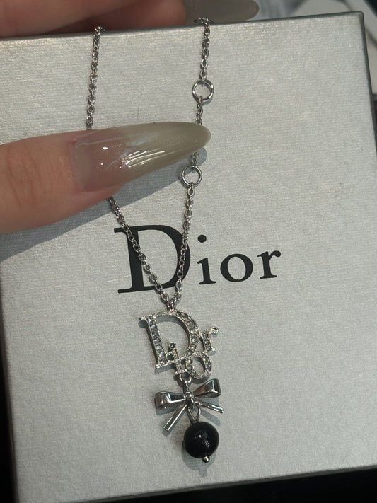 Dior 2008 black pearl necklace