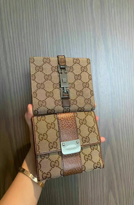 Gucci monogram wallet