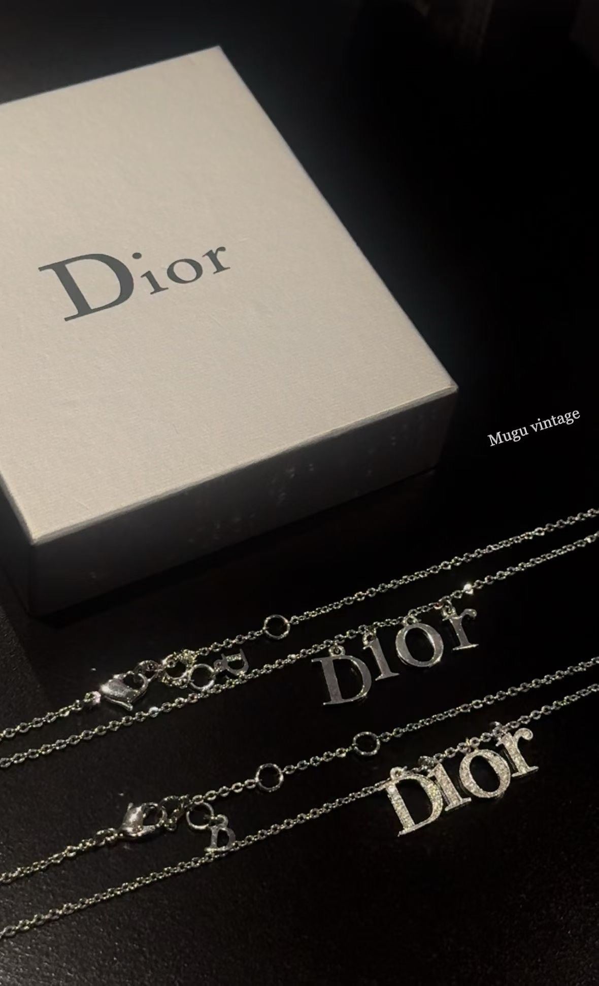 Dior signature letter necklace