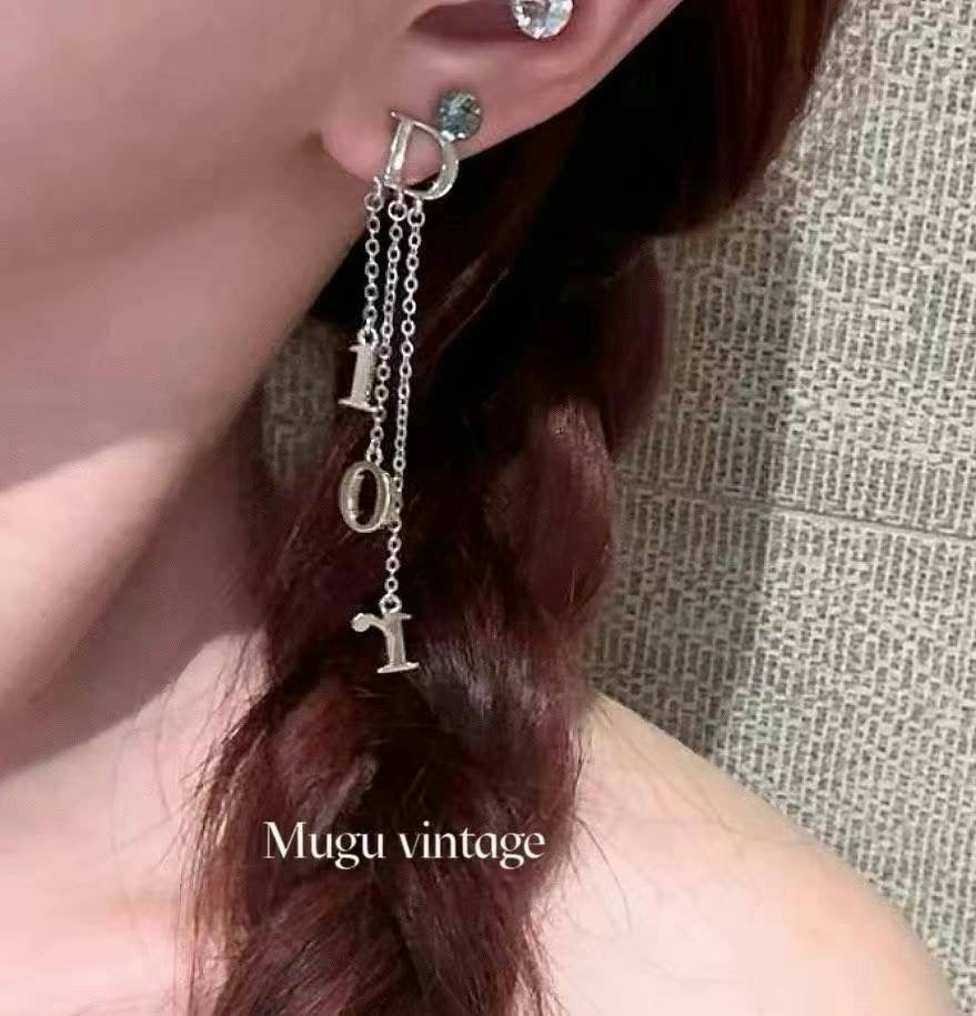 Dior vintage silver tassel letter earrings