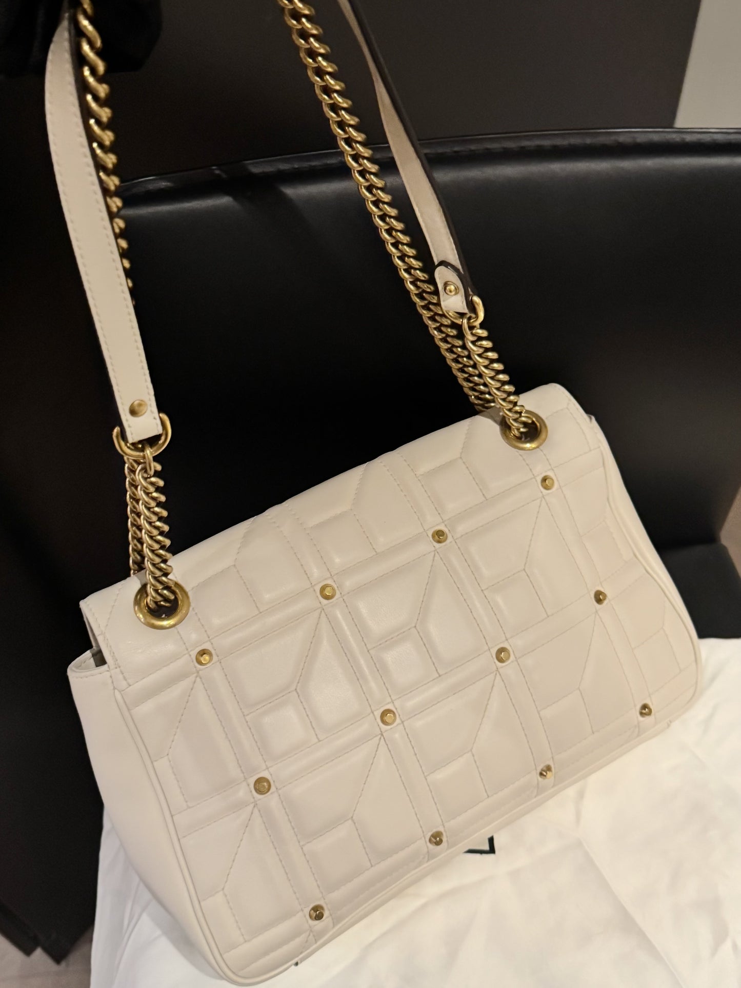 Gucci marmont medium bag