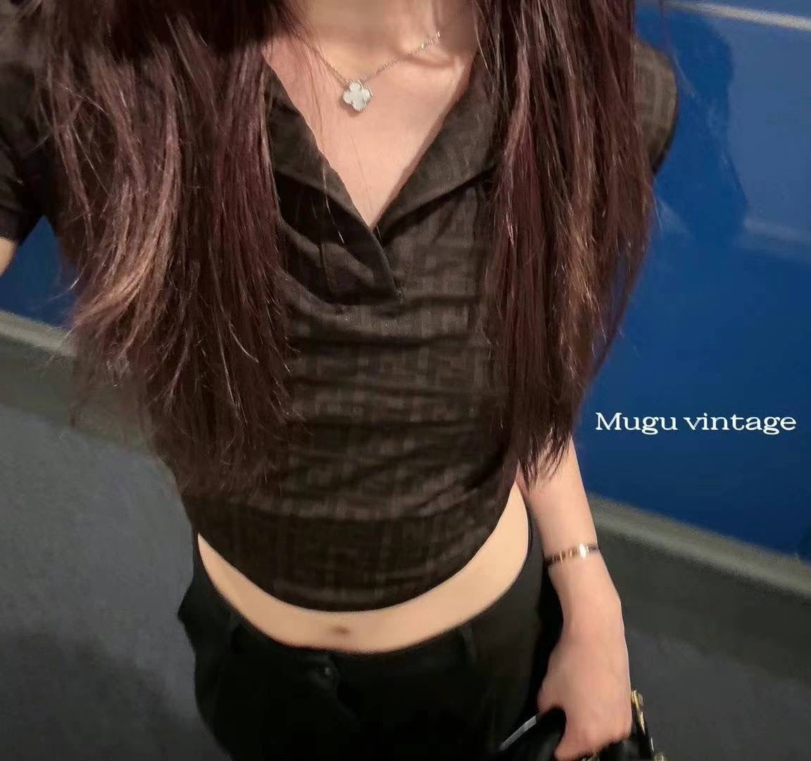 Fendi vintage polo ( seen on jisoo)