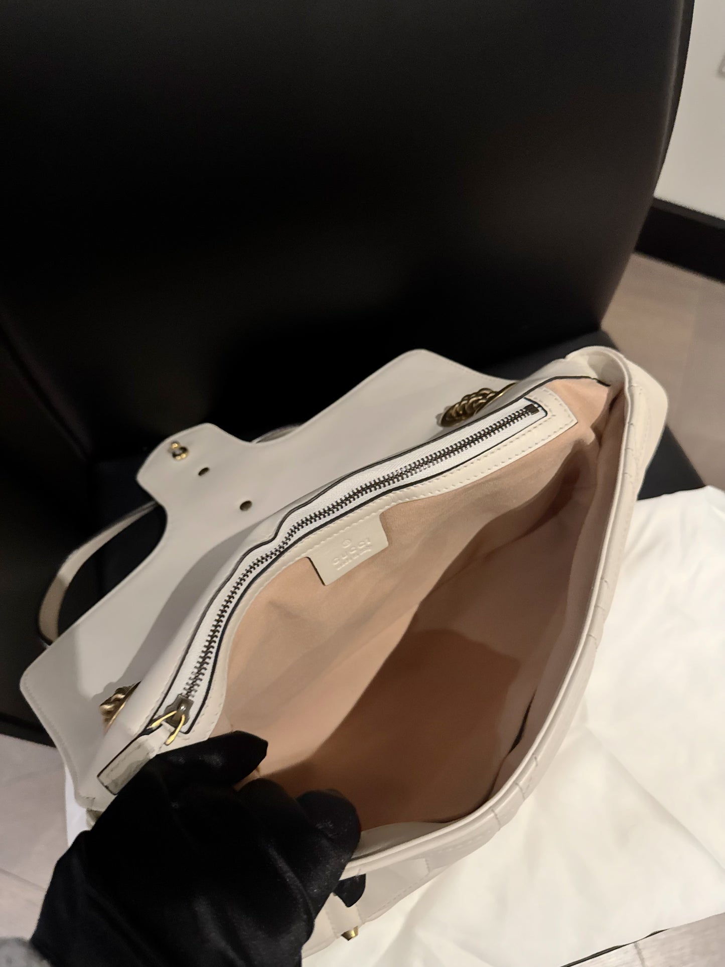 Gucci marmont medium bag