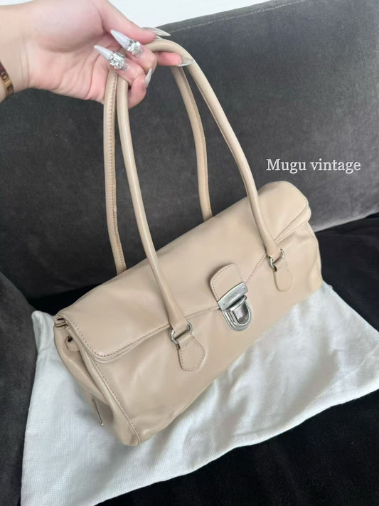 Prada beige baguette