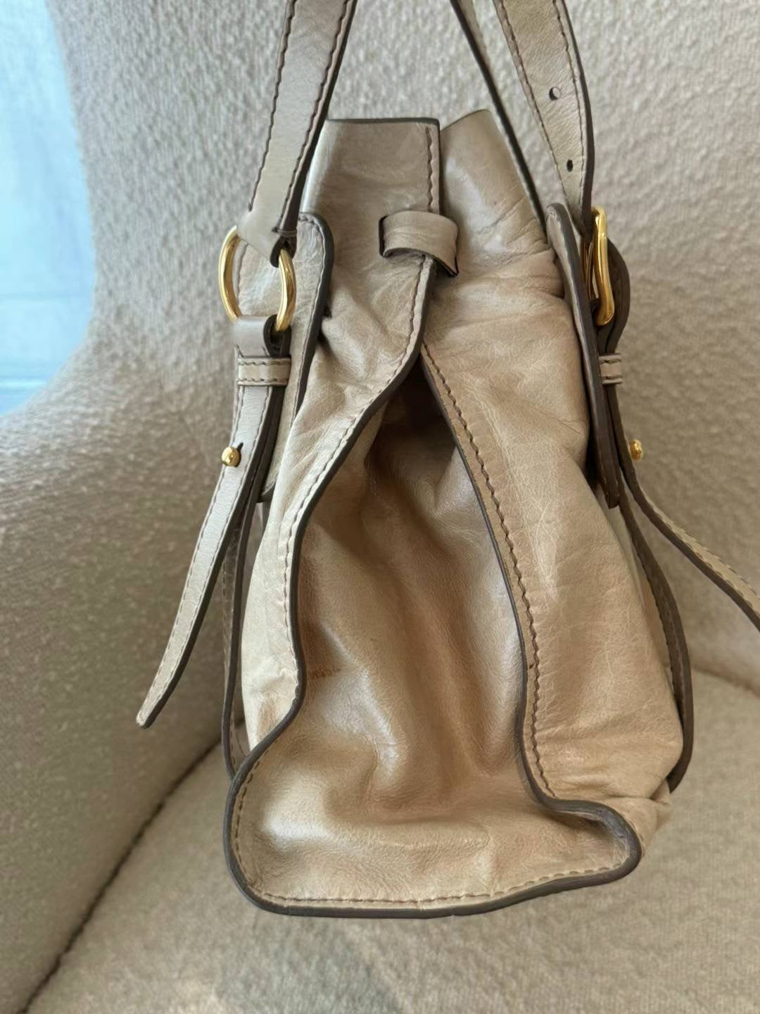 Miu Miu bow leather tote