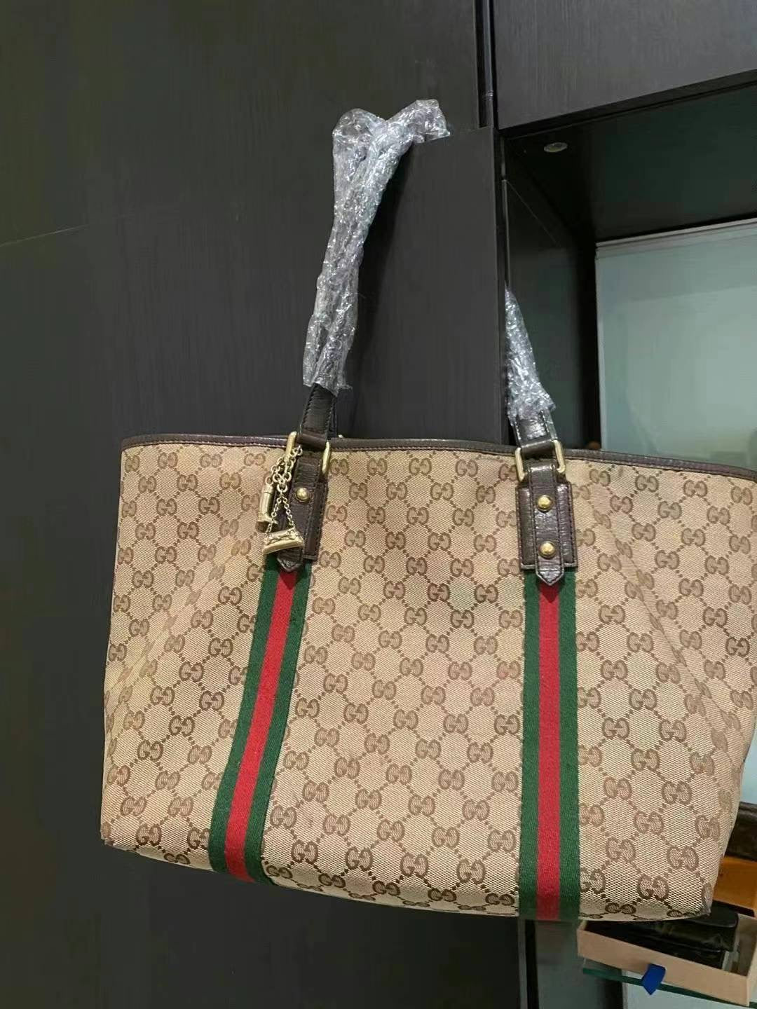 Gucci sherry monogram tote