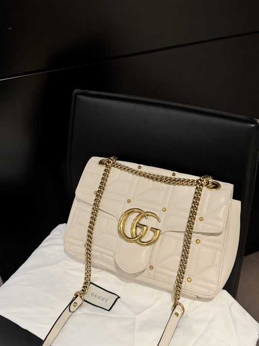 Gucci marmont medium bag
