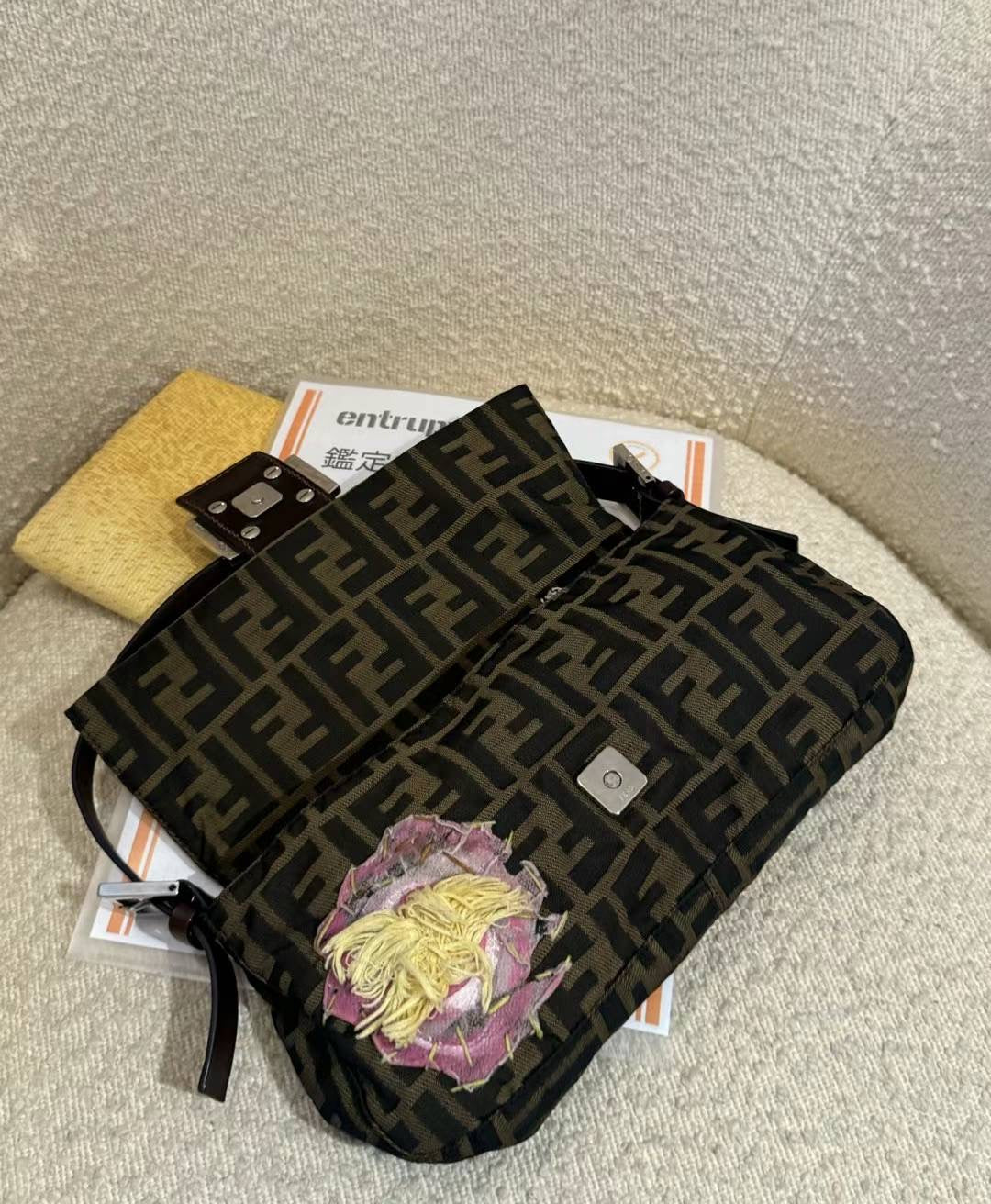 Fendi rare flower baguette