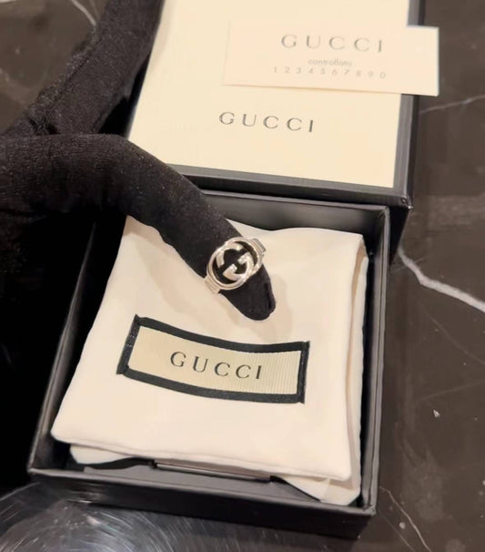 Gucci silver double G ring